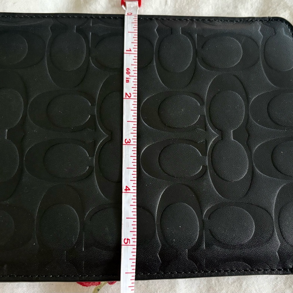 Black Leather Embossed COACH E Reader Sleeve/Case - Picture 2 of 4